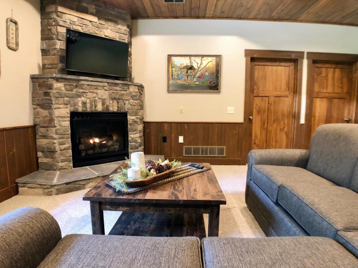 Sojourner'S Lodge & Log Cabin Suites Dundee Екстериор снимка
