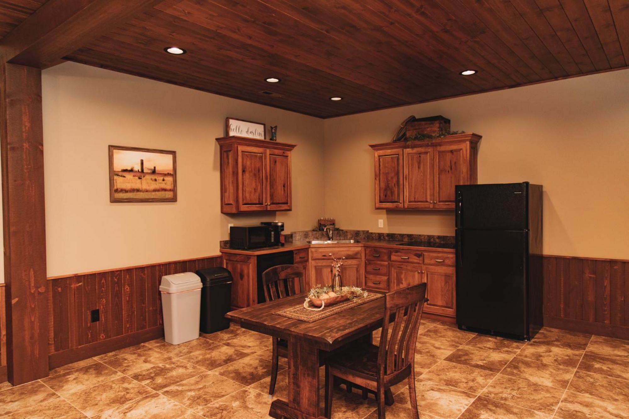 Sojourner'S Lodge & Log Cabin Suites Dundee Екстериор снимка