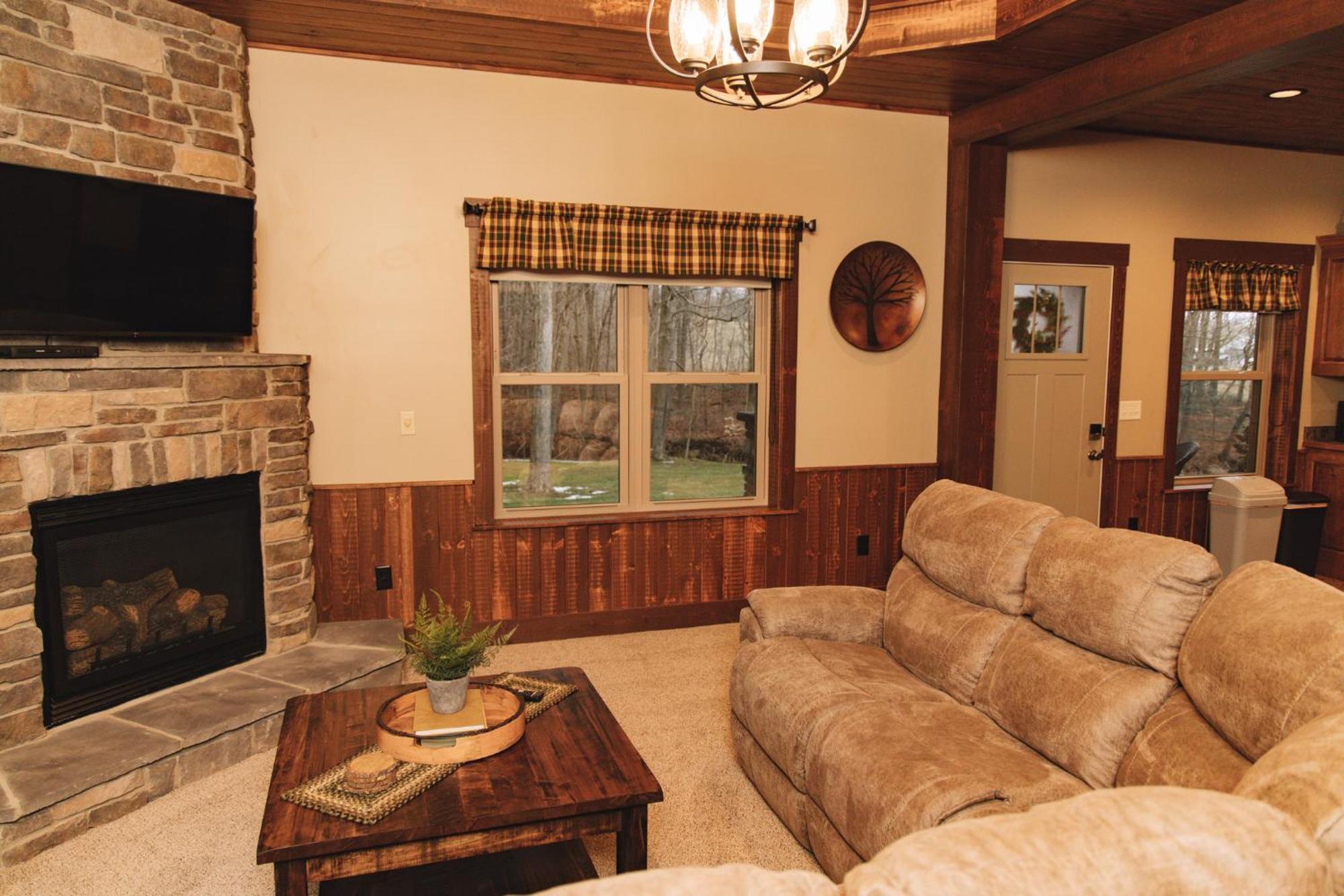 Sojourner'S Lodge & Log Cabin Suites Dundee Екстериор снимка