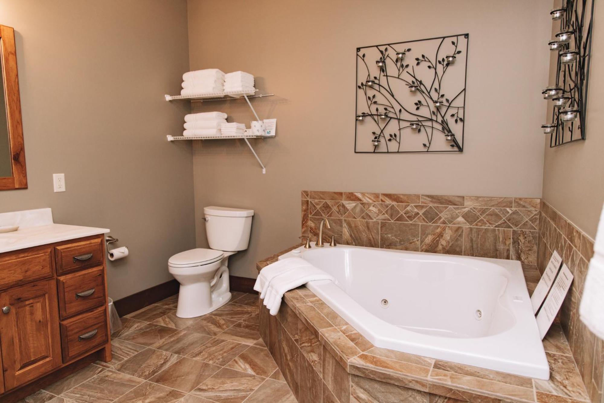 Sojourner'S Lodge & Log Cabin Suites Dundee Екстериор снимка
