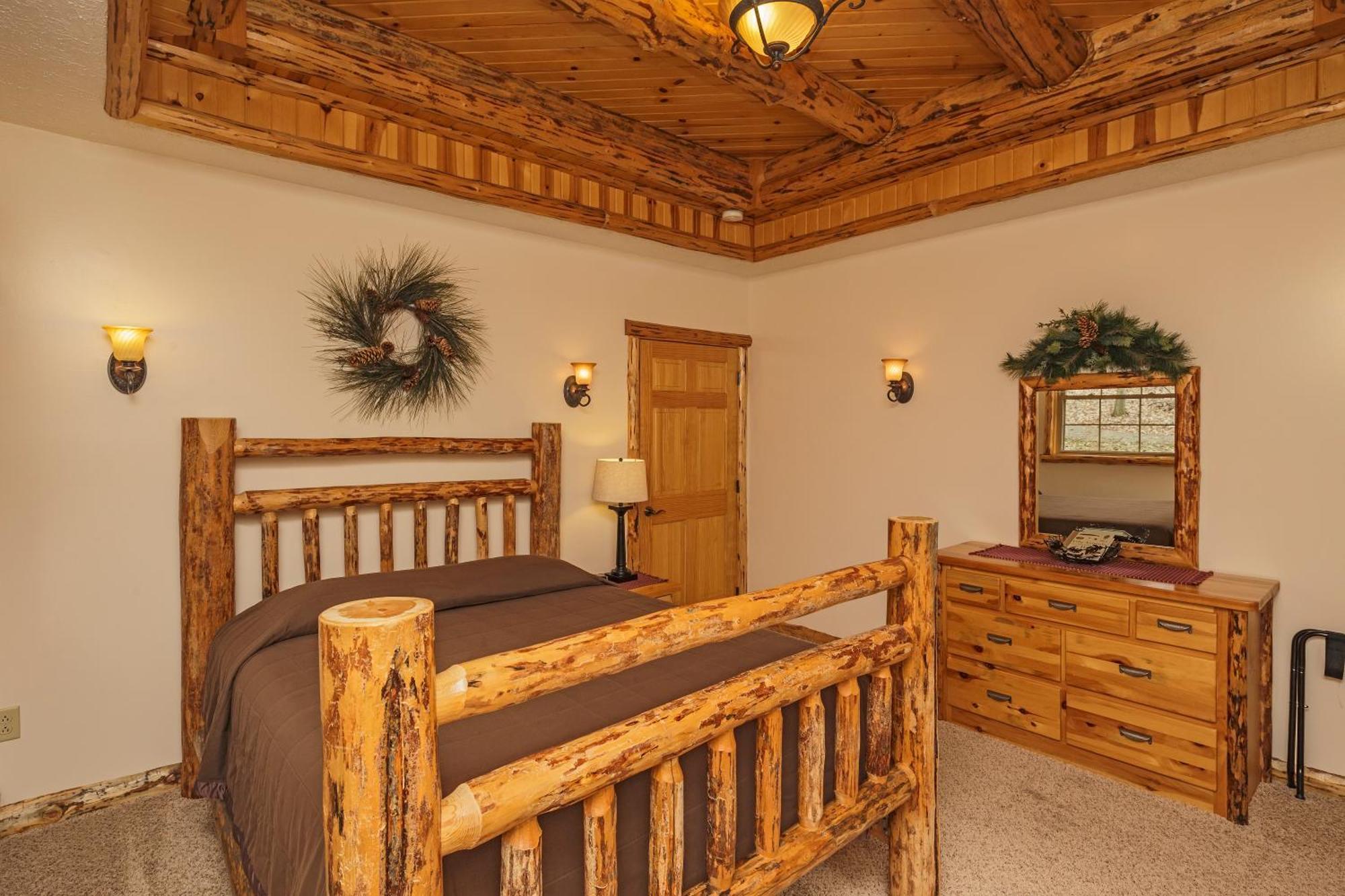 Sojourner'S Lodge & Log Cabin Suites Dundee Екстериор снимка