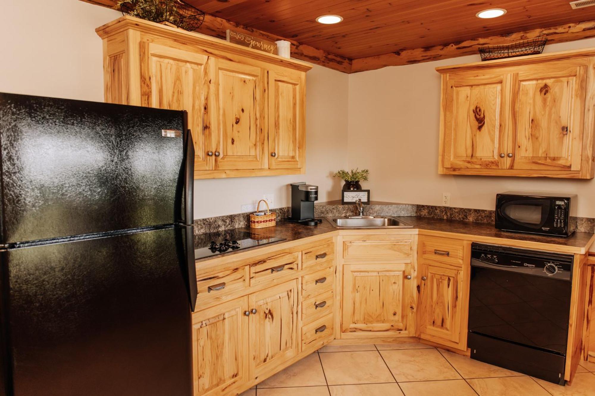Sojourner'S Lodge & Log Cabin Suites Dundee Екстериор снимка