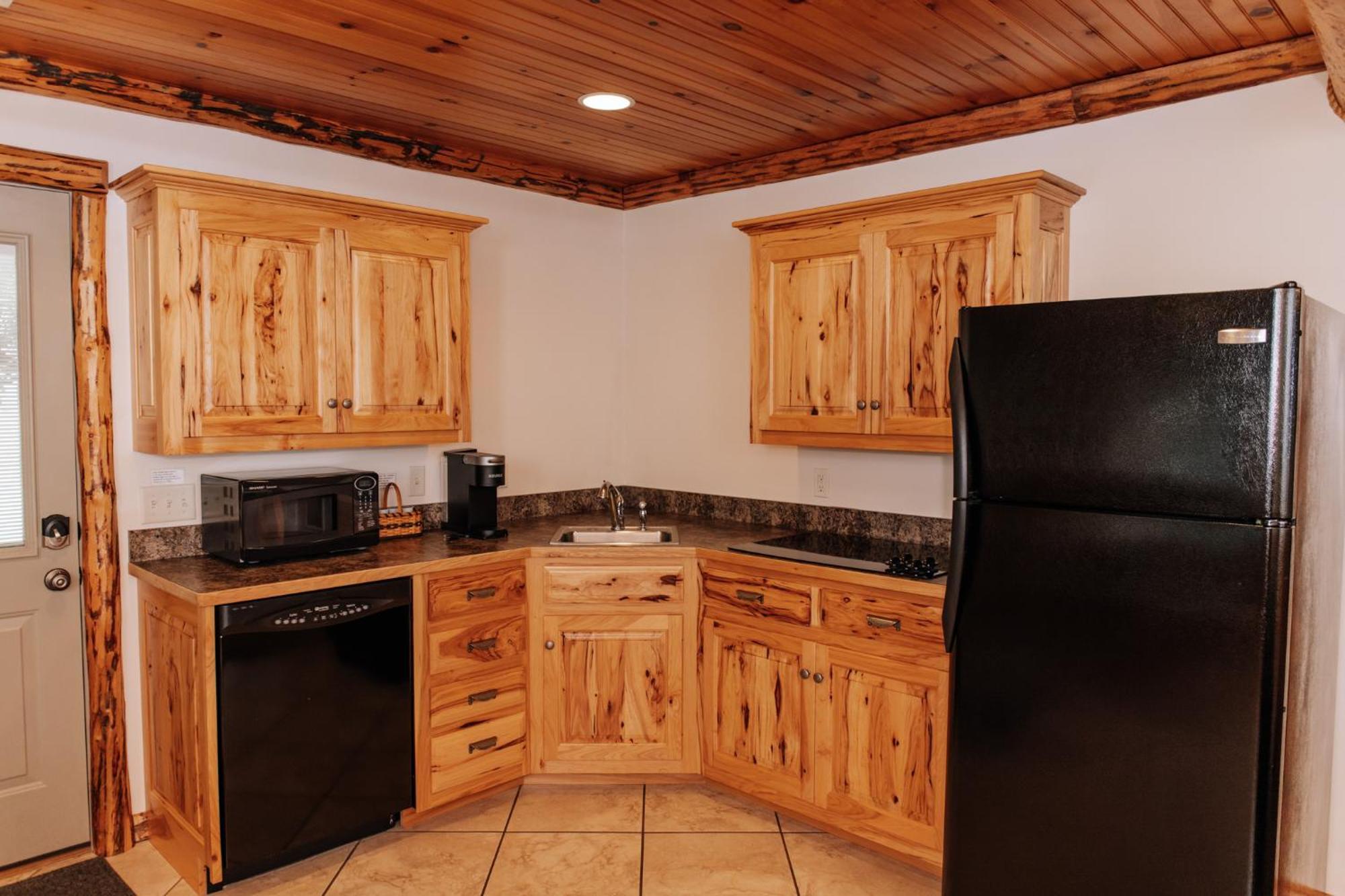 Sojourner'S Lodge & Log Cabin Suites Dundee Екстериор снимка