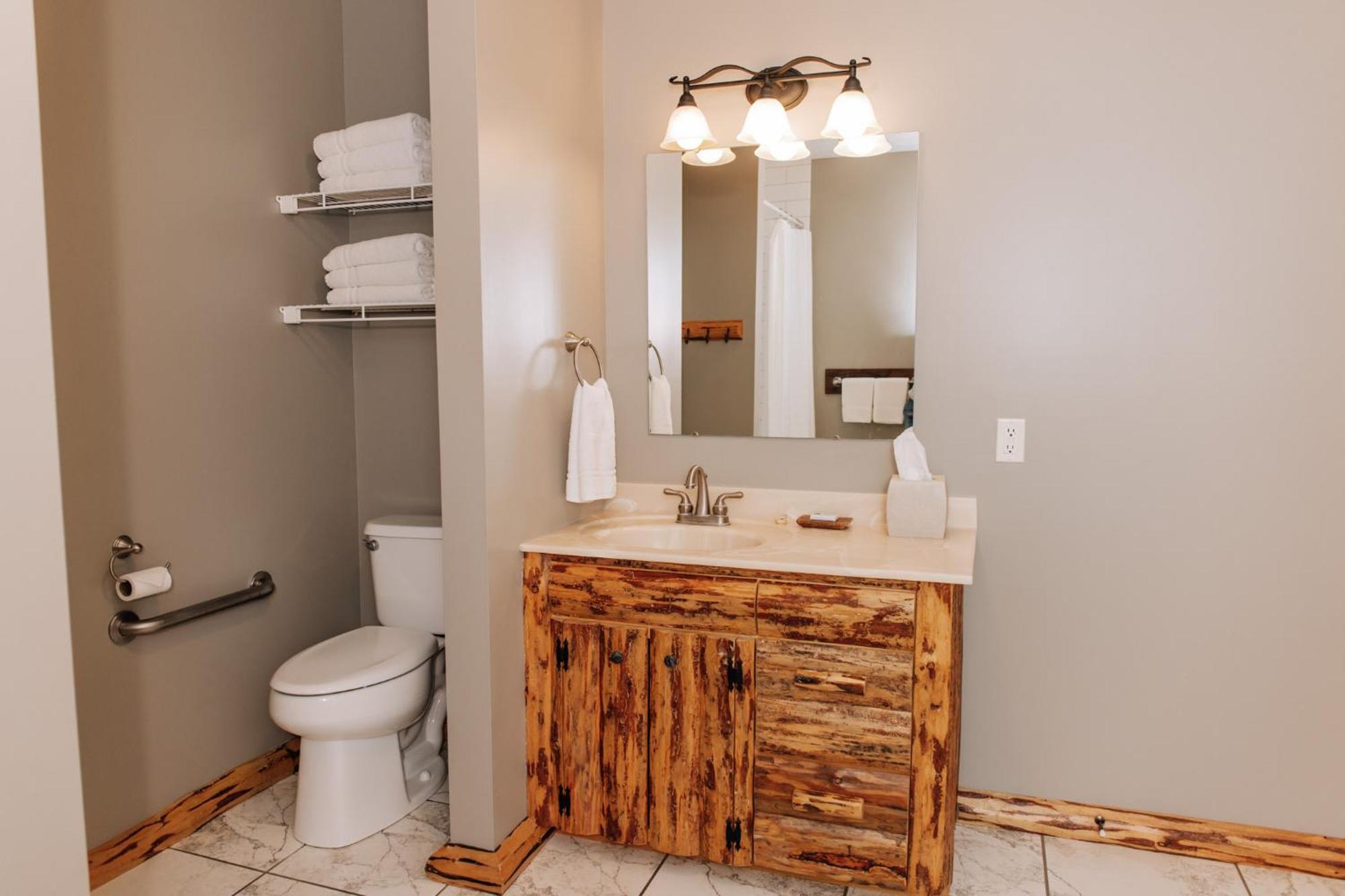 Sojourner'S Lodge & Log Cabin Suites Dundee Екстериор снимка